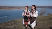 Русские, молдавские и украинские песни на берегу Днестра