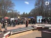 Массовые гуляния в столичном парке «Победа»