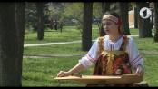 Учиться никогда не поздно: играем на гуслях / Утренний эфир