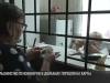 «Очень удобно. Не надо ехать никуда»: большинство пенсионеров в Дойбанах перешли на карты